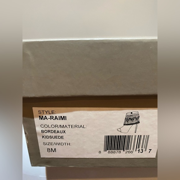 BCBG Maxazria Bordeaux fringe open toe booties size 8 - Picture 8 of 11